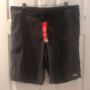 Men’s North Face nylon shorts-new